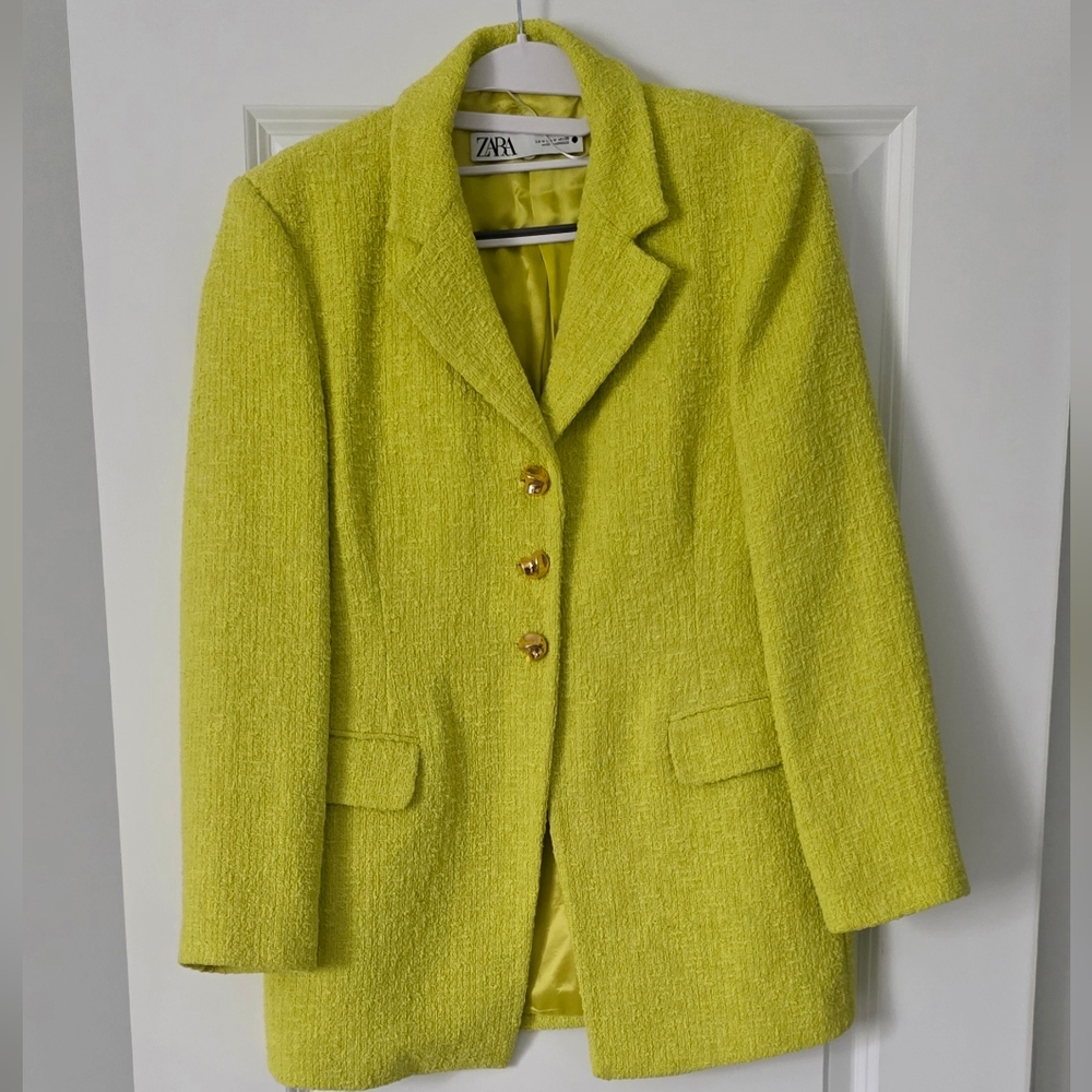 Chic Zara blazer. - Picture 2 of 7